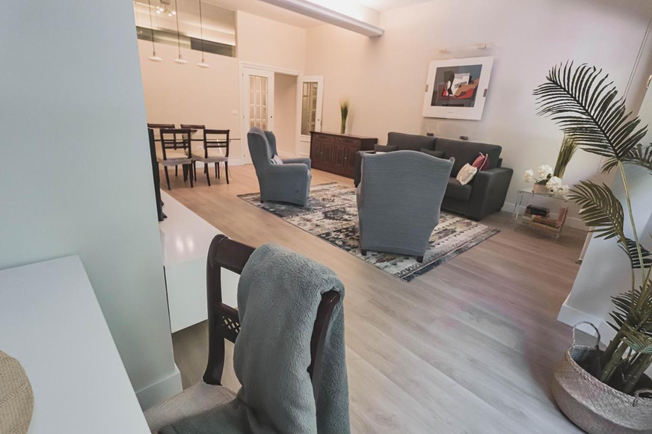 Park view beautiful apartment Bilbao Buitenkant foto