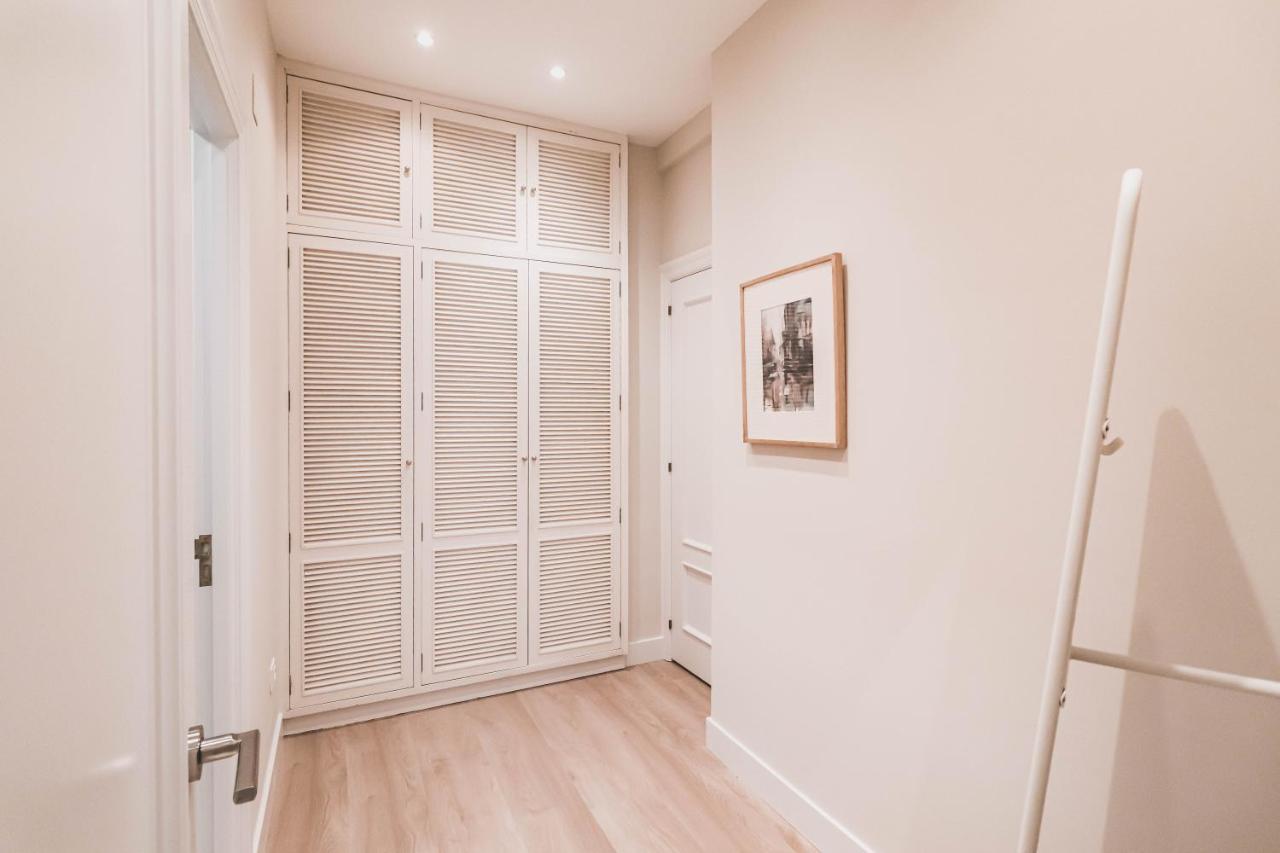 Park view beautiful apartment Bilbao Buitenkant foto